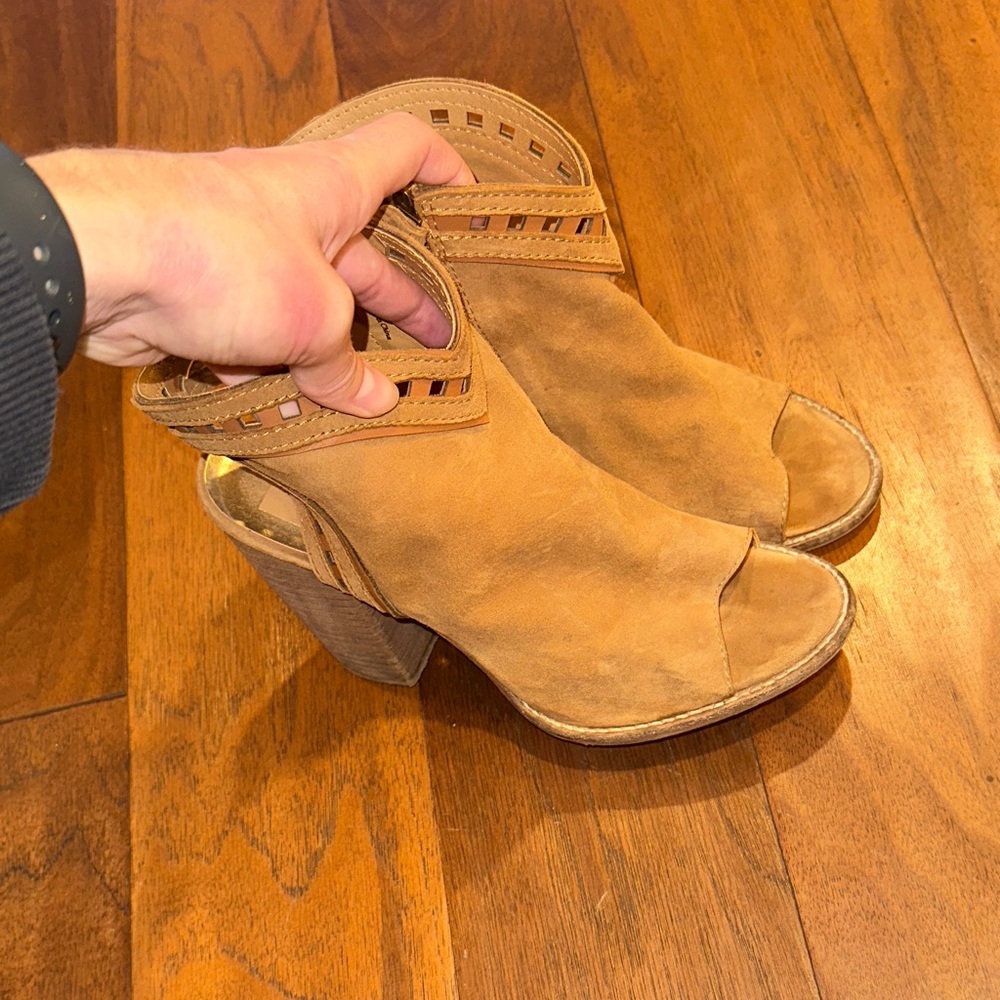 Dolce Vita Tan Open-Toe Ankle Booties